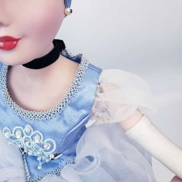 Disney CINDERELLA Porcelain KEEPSAKE Doll 2002 BRASS KEY 16 Inches VINTAGE - Picture 13 of 15